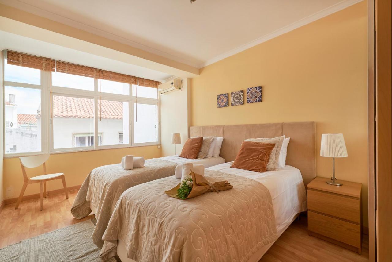 Apartament Near The Beach! Cascais! מראה חיצוני תמונה